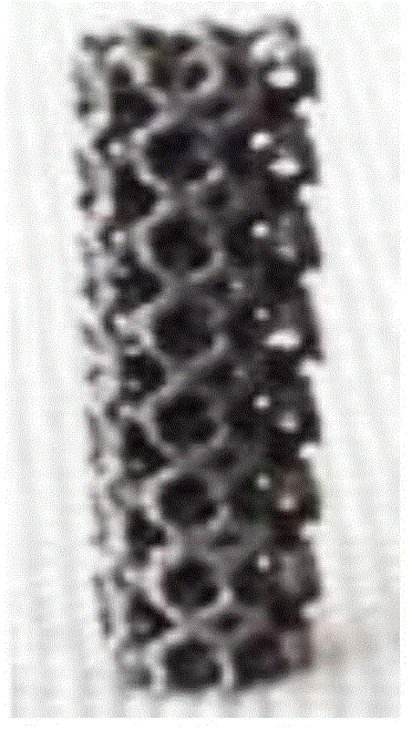 A Three-dimensional Microscaffold Composite Porous Metal Scaffold Adhering to Platelets