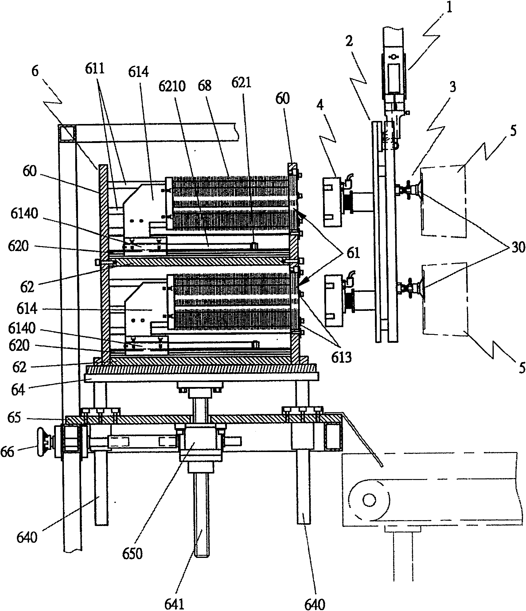 Planar inner die forming label imbedding mechanism