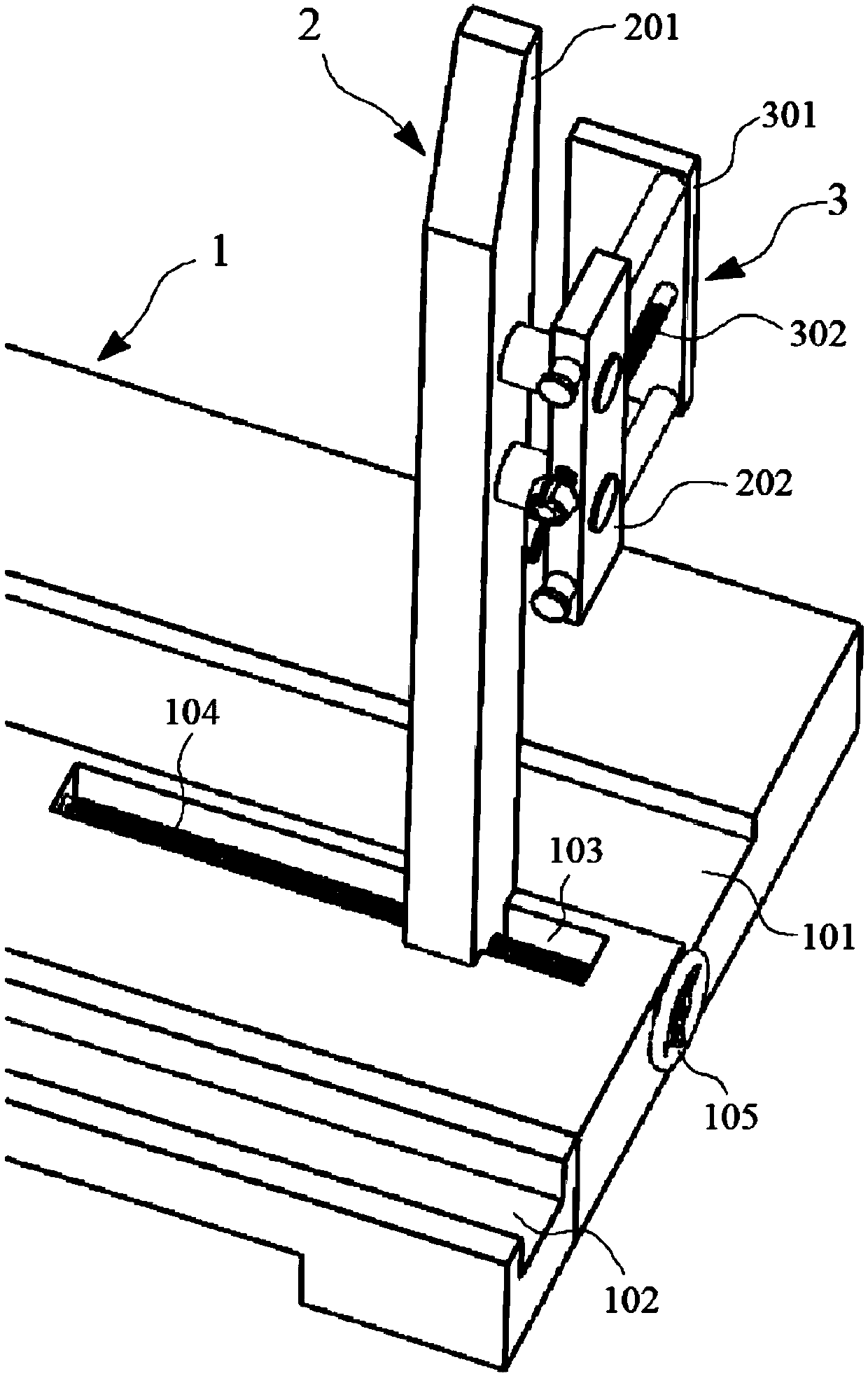 Clamping mechanism of tunnel protective door and wind pressure test device comprising clamping mechanism