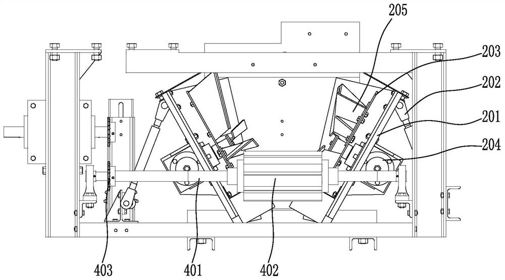 Inclined opposite disc type novel fertilizer scraping and side throwing device