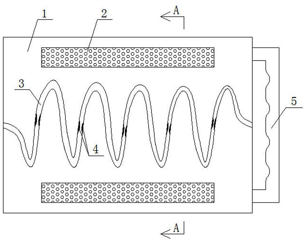 A long-time constant temperature heating device for infusion tube