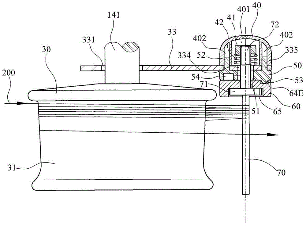 A yarn feeding device capable of adjusting the density of yarn division