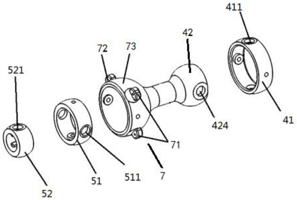 A driving structure and a device with flexible joints