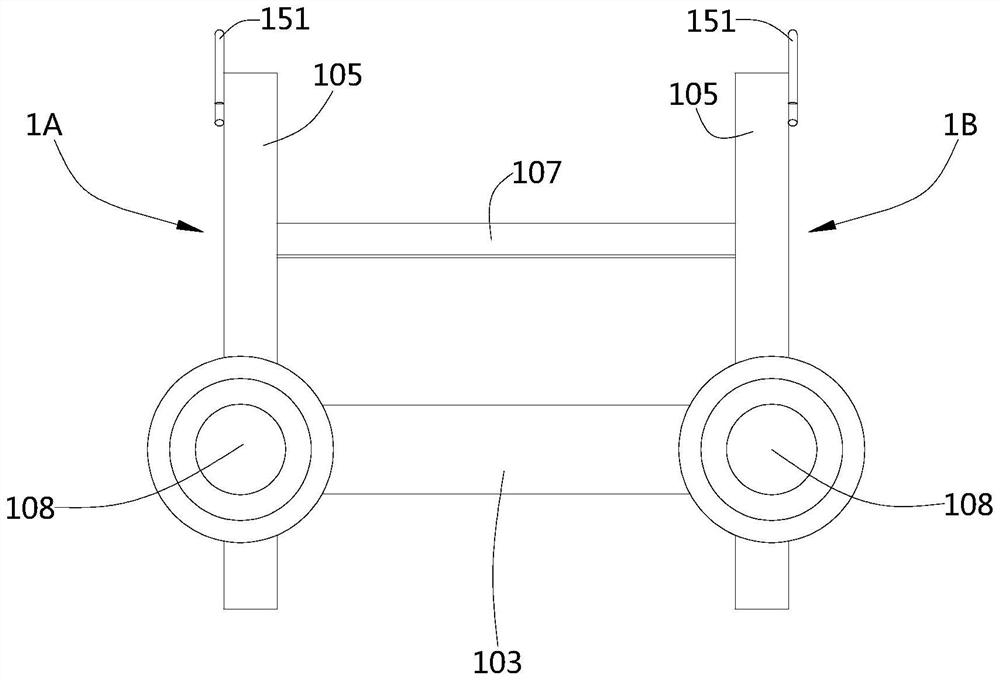 Wheel track belt conveyor and trailer thereof