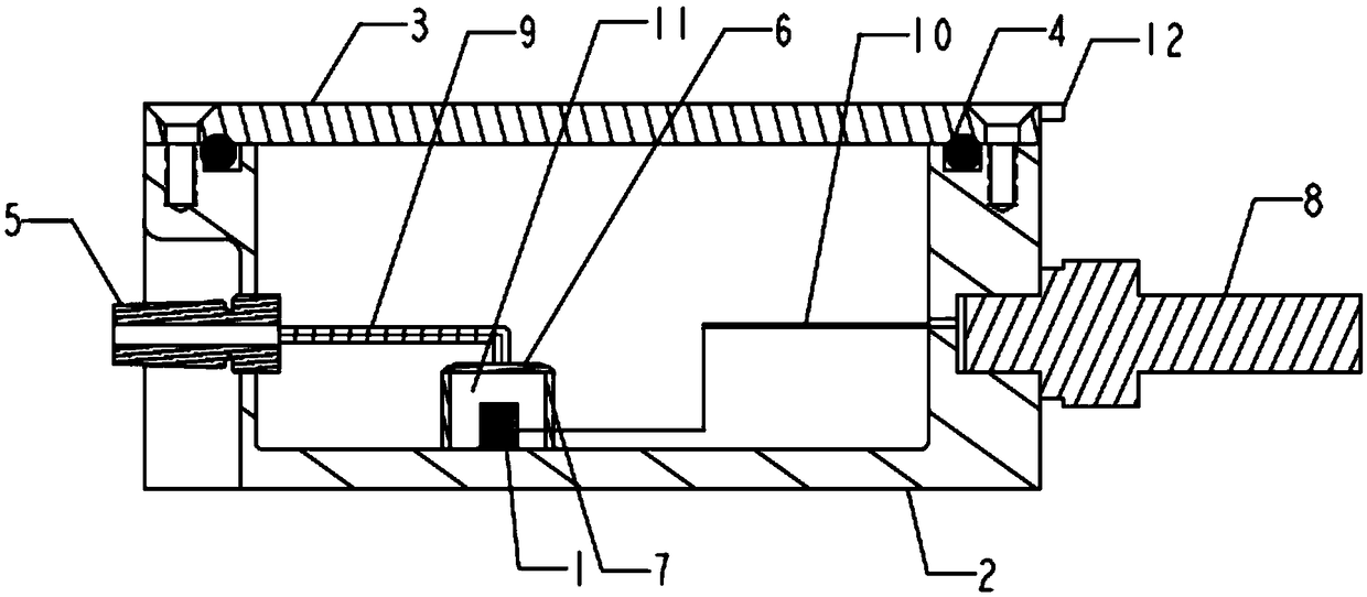 Novel low-voltage optical voltage sensing device