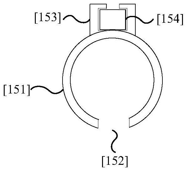 A wearable tactile reproduction device and method integrating electrostatic force and vibration