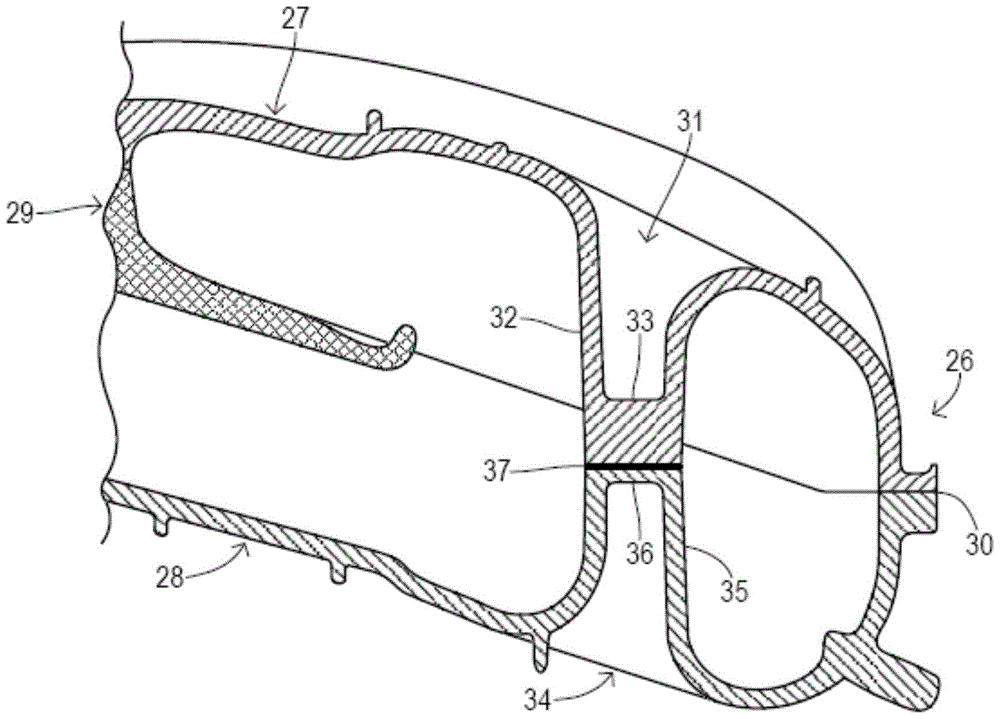 Intake manifold secondary gas distribution via structural posts