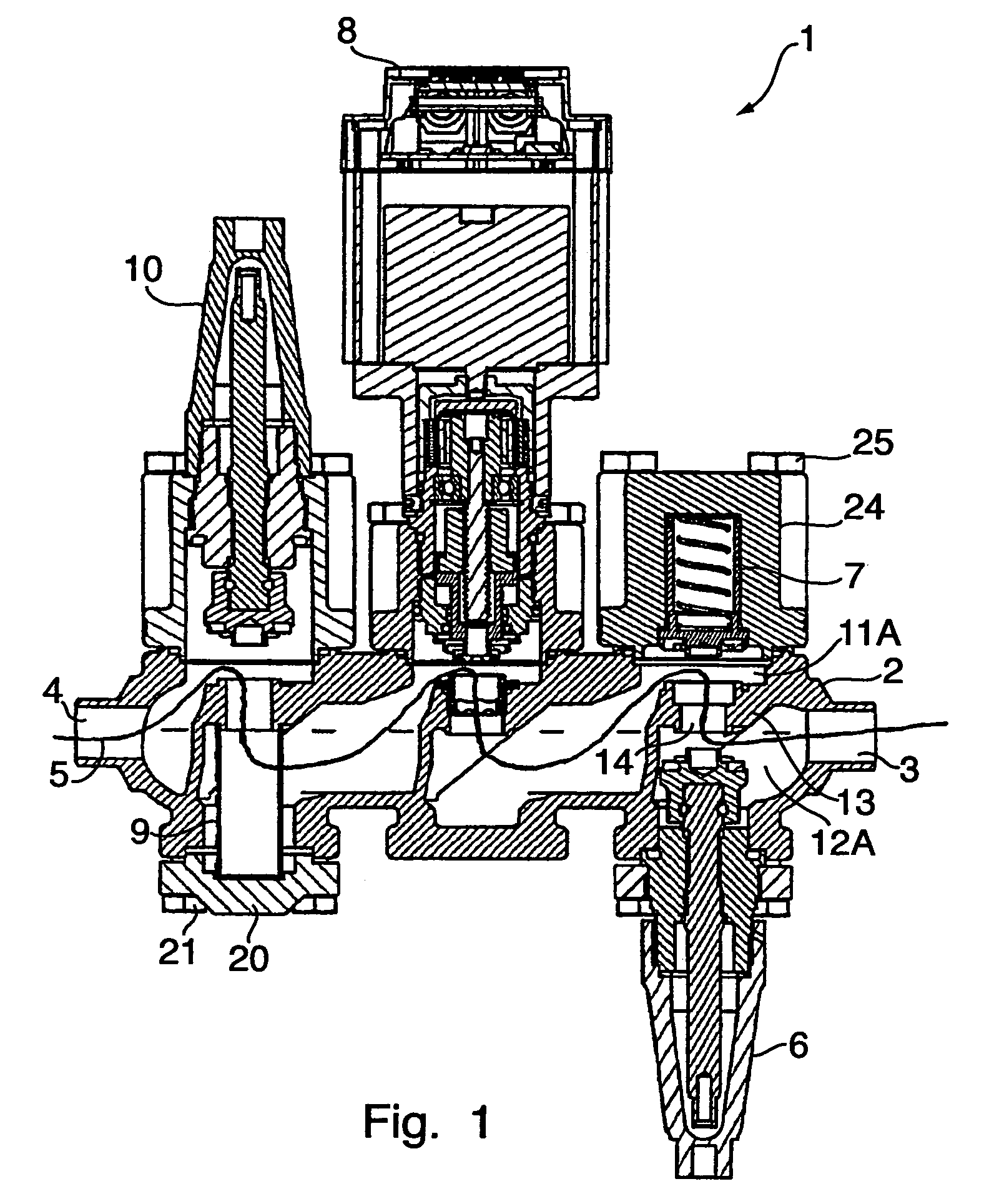 Refrigerant valve arrangement
