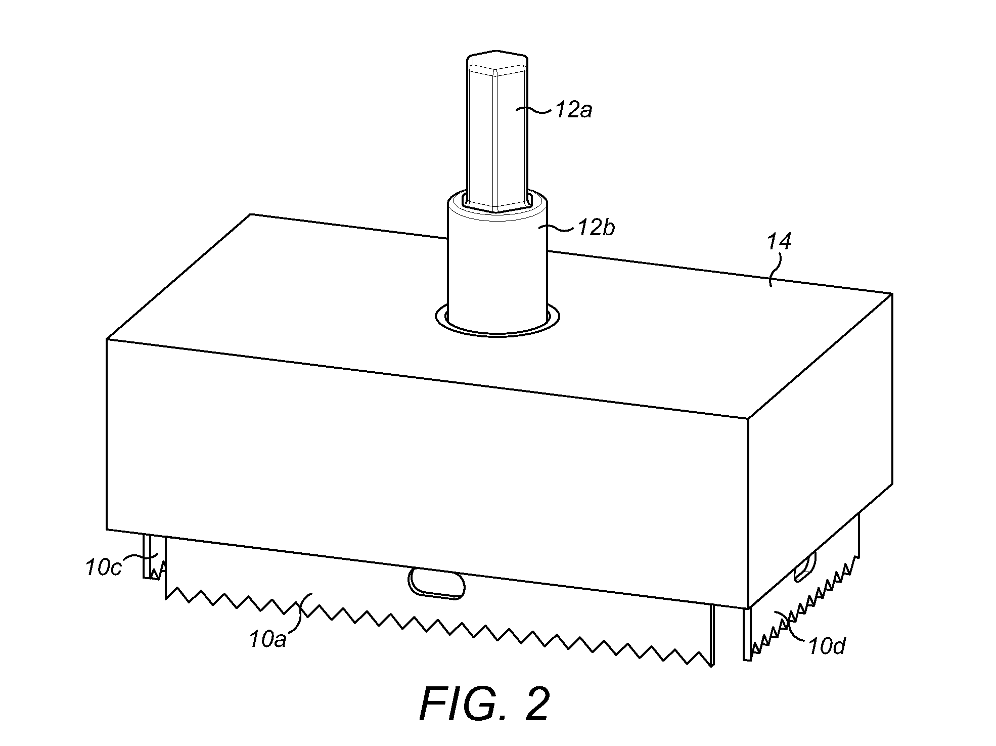 Converting between rotary and linear motion, and a sawing device