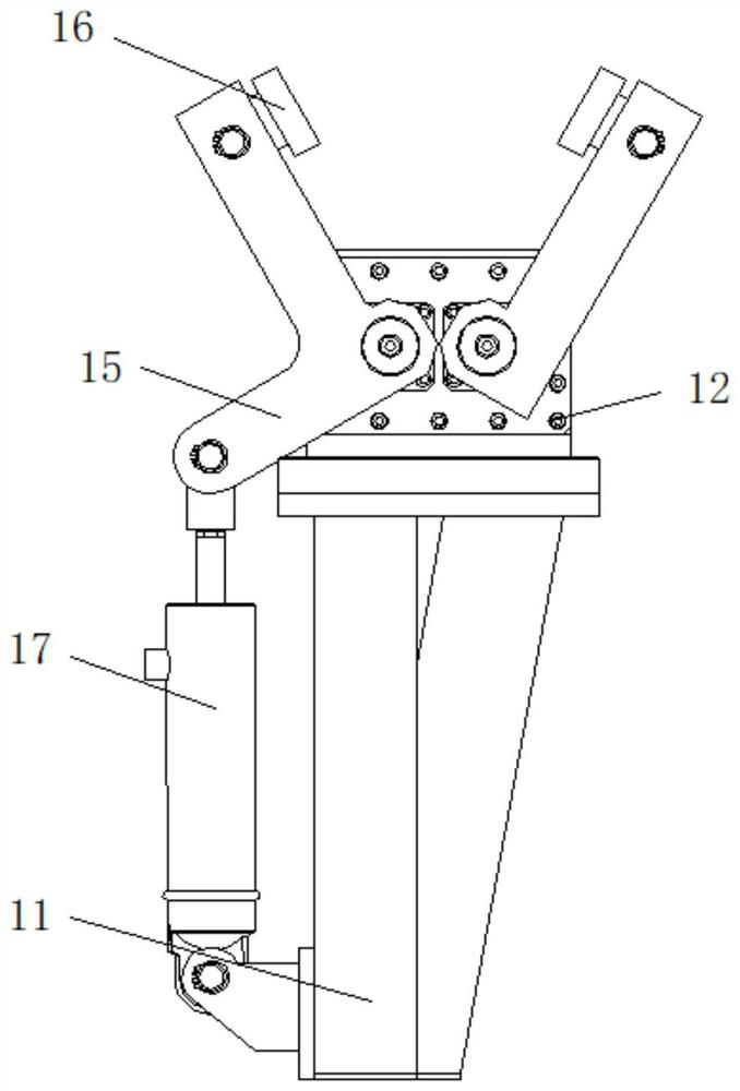 Arc-shaped guide pushing machine