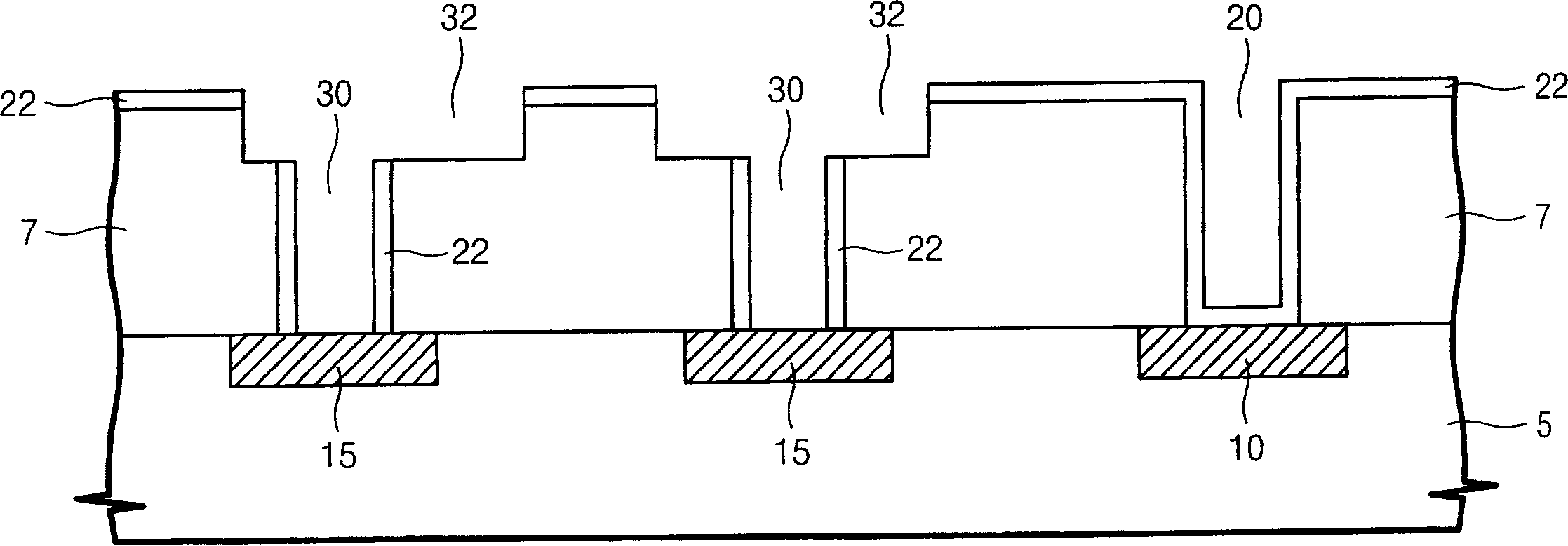 Semiconductor device with analog capacitor