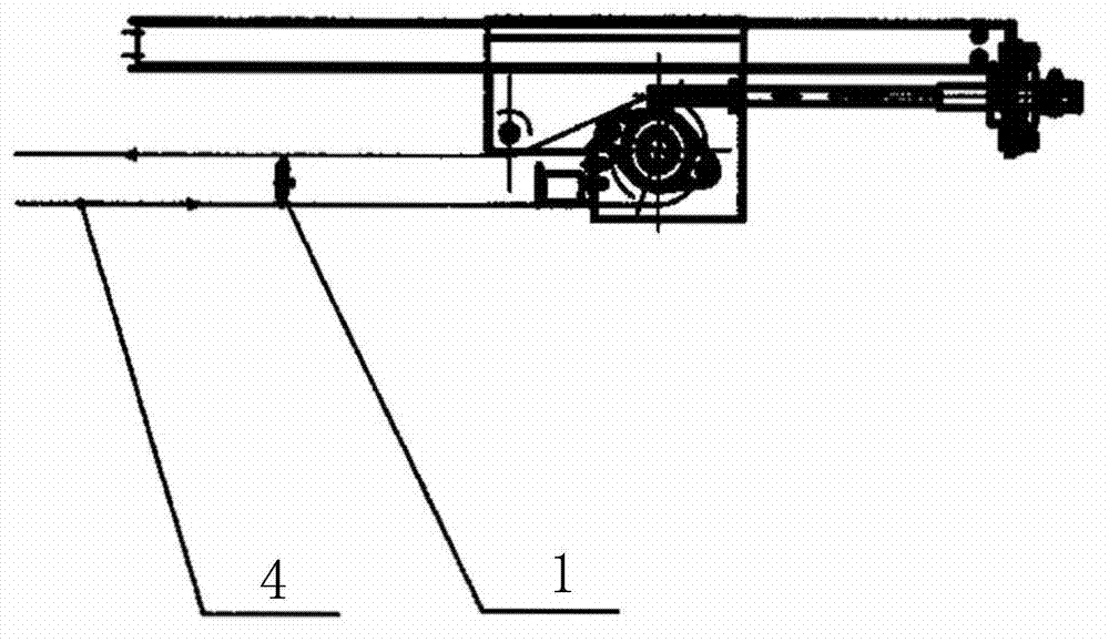 Inner layer manure scraping device for manure conveying belt