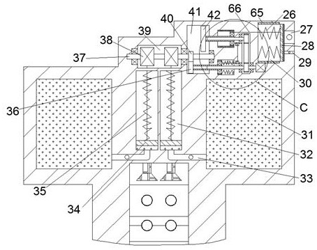 Spraying type heat exchanger device capable of achieving uniform spraying and reducing steam