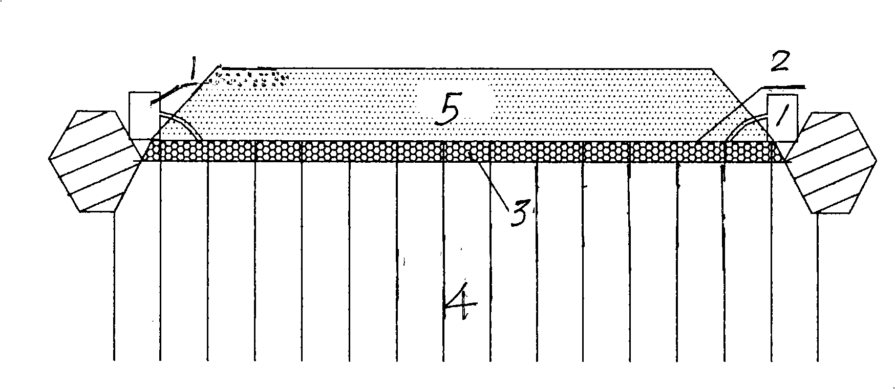 Technical method for reinforcing foundation by circulating bedding course drainage preloading