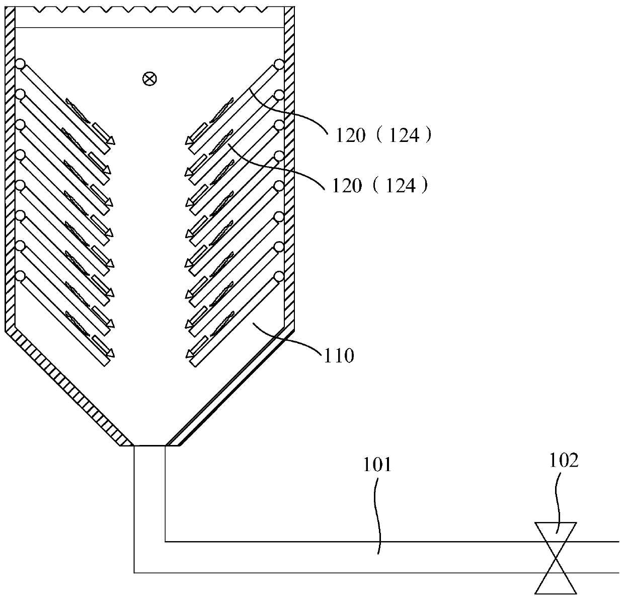 Sludge discharging method of sedimentation tank