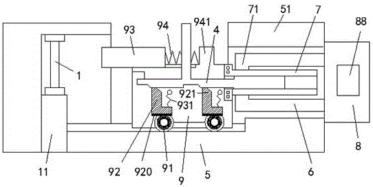 Adjustable loading device and application method thereof