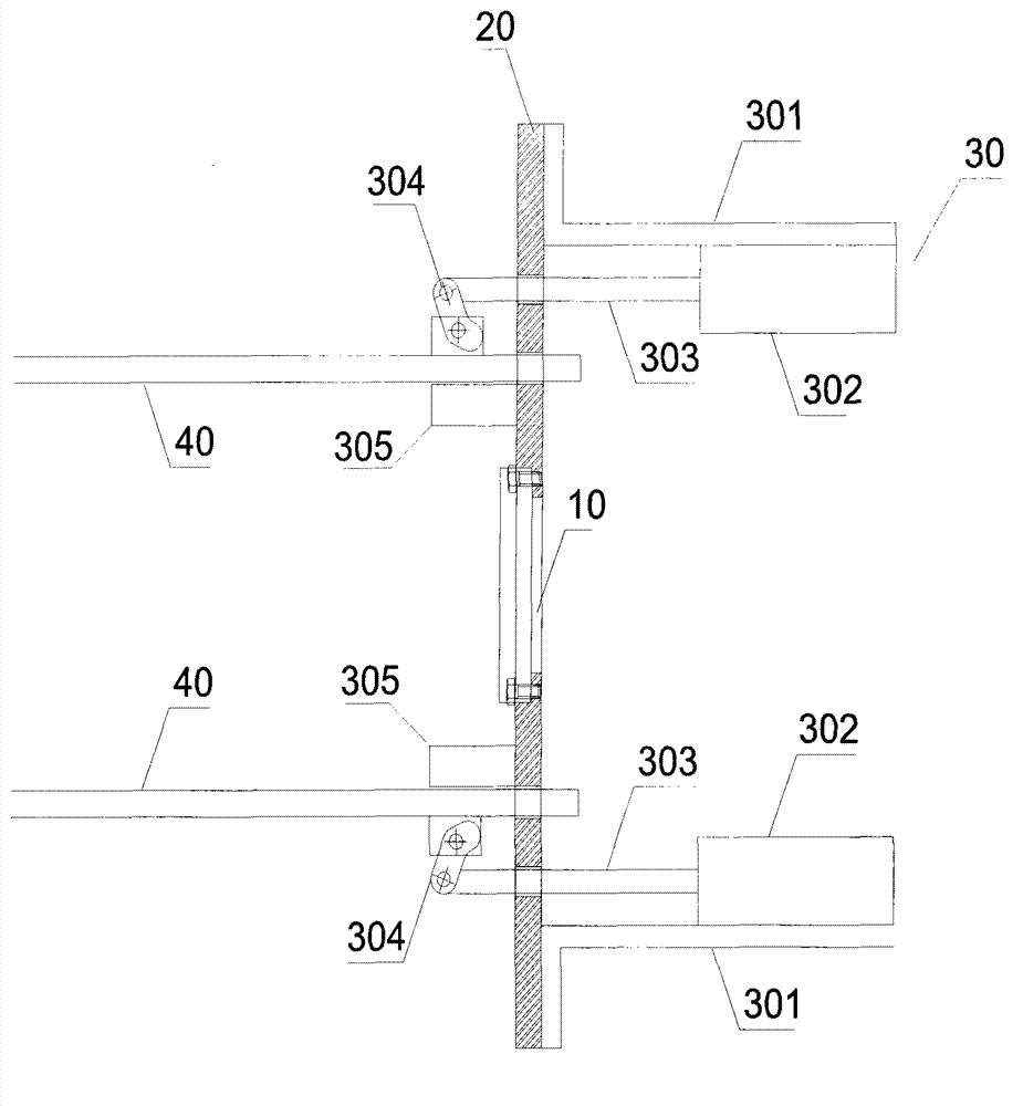 Steel cage rolling welding traction device