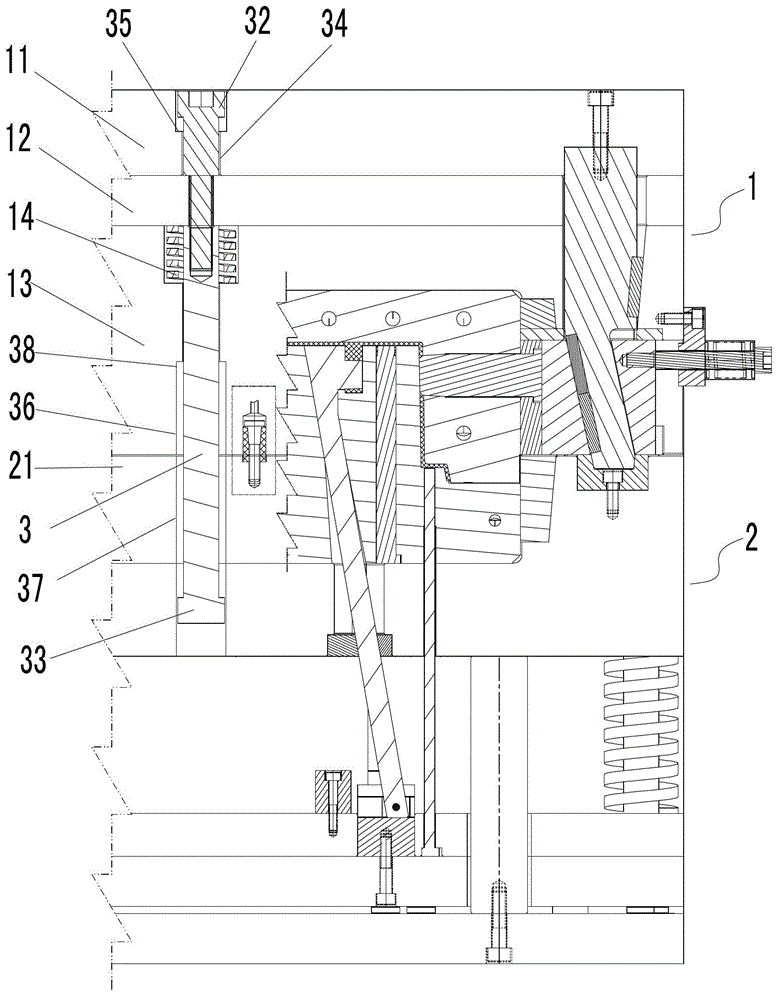 Mold locking structure for injection mold