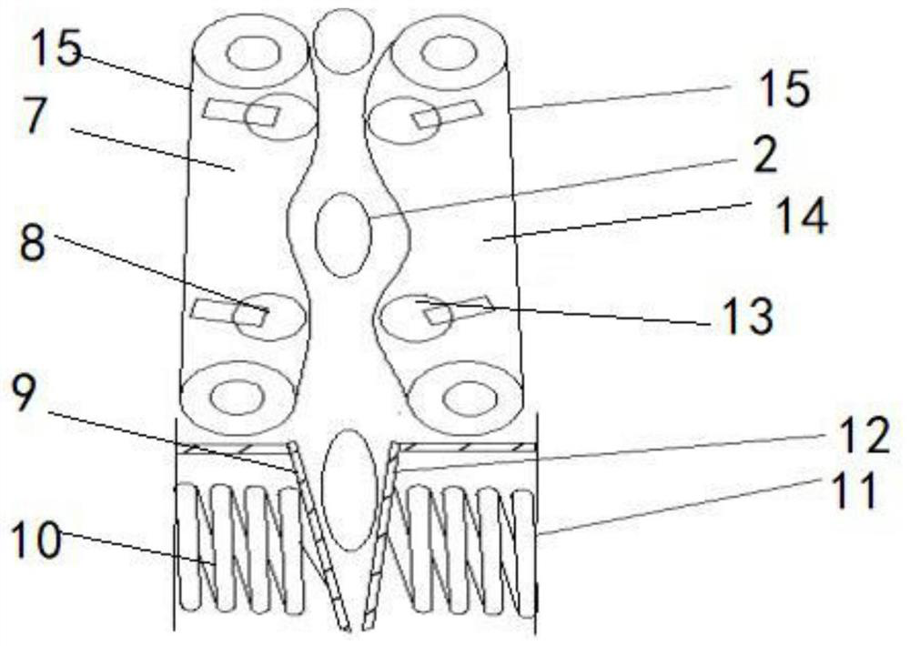 An automatic small miscellaneous fish longitudinal cutting device and longitudinal cutting method thereof