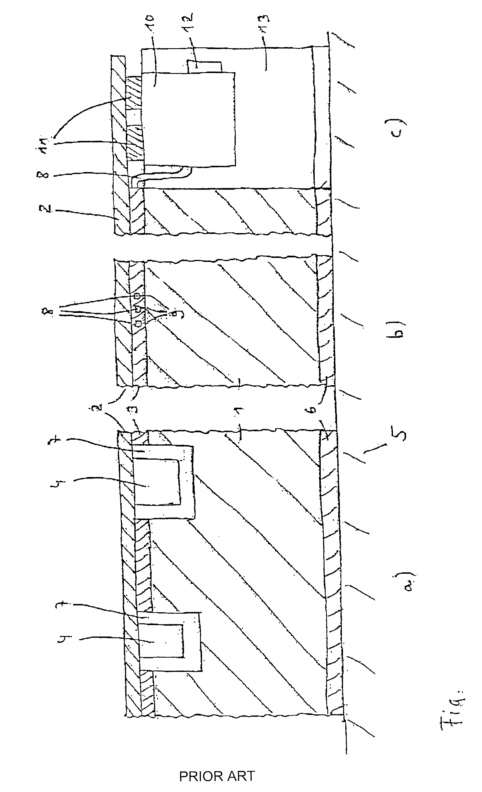 Device for compressing concrete during the manufacture of concrete parts