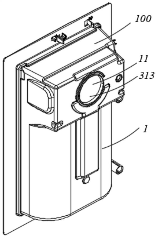 Ice ejecting device and refrigerator having the same