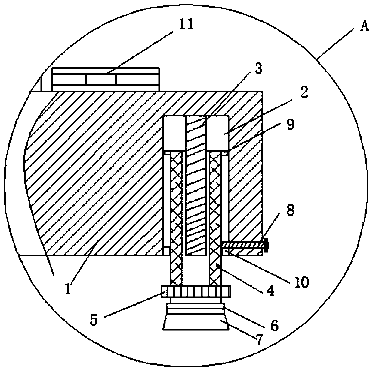 Angle adjusting mechanism of optical instrument