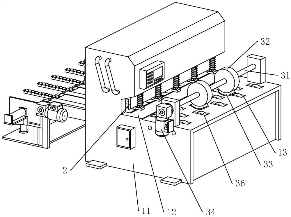 Steel plate shearing device and using method