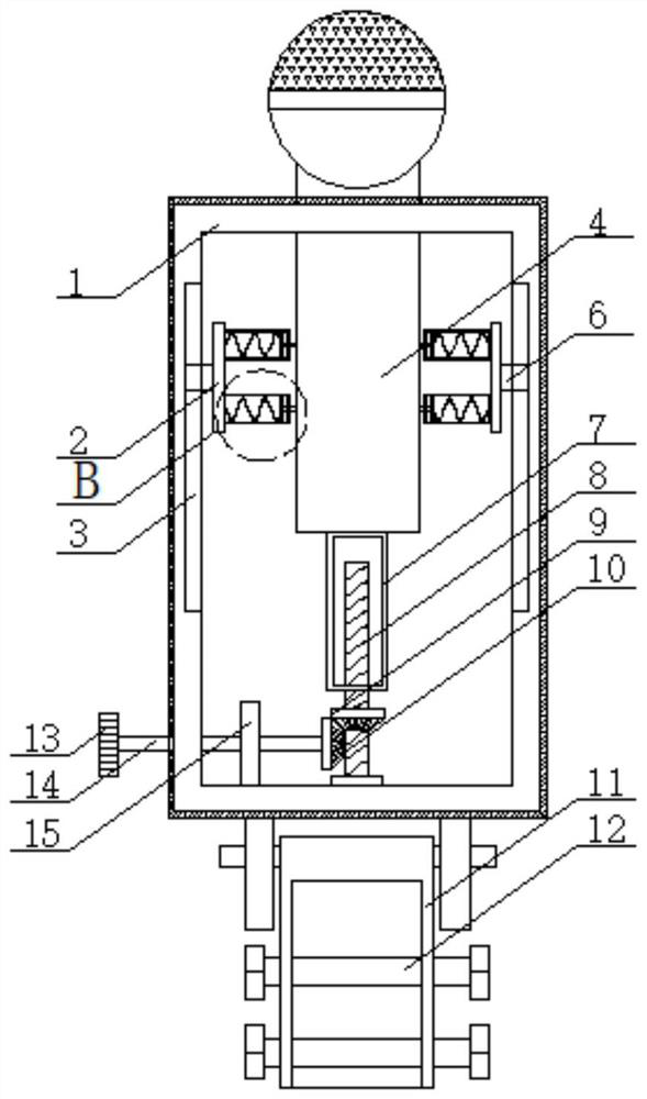 A voice data transmission device in a smart microphone and a transmission method thereof