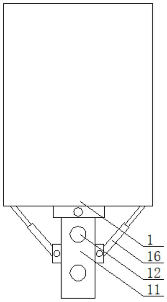 A voice data transmission device in a smart microphone and a transmission method thereof