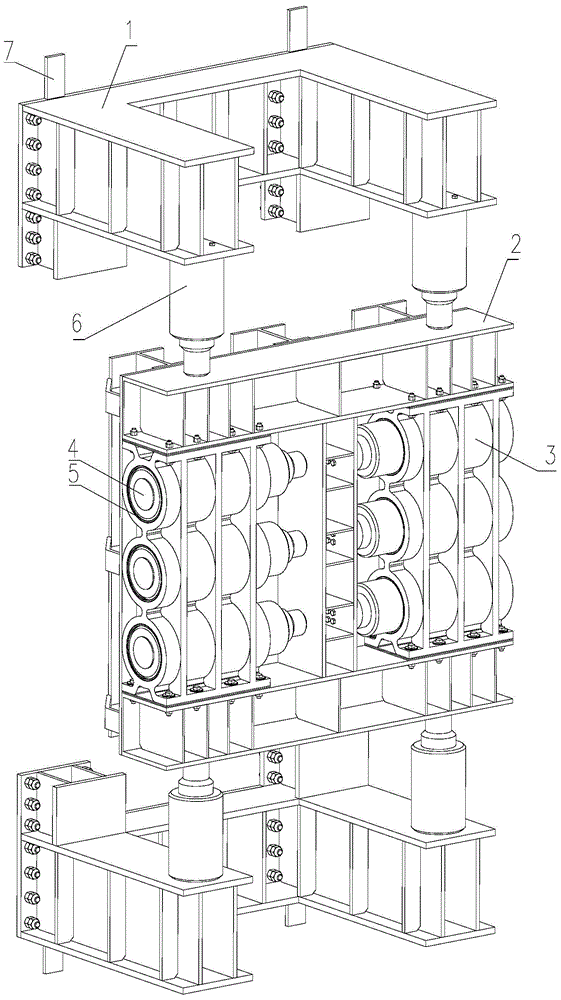 On-way locking device of ship reception chamber of ship lifter