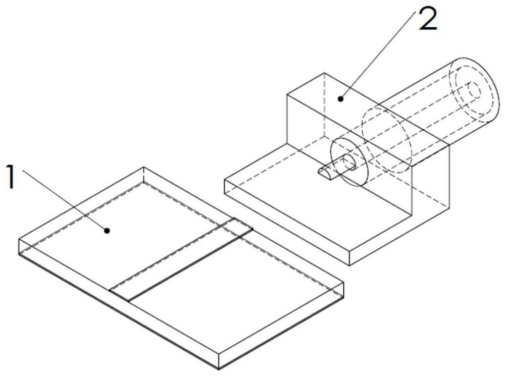 A Semi-coaxial Microstrip Combination RF Transmission Line Structure