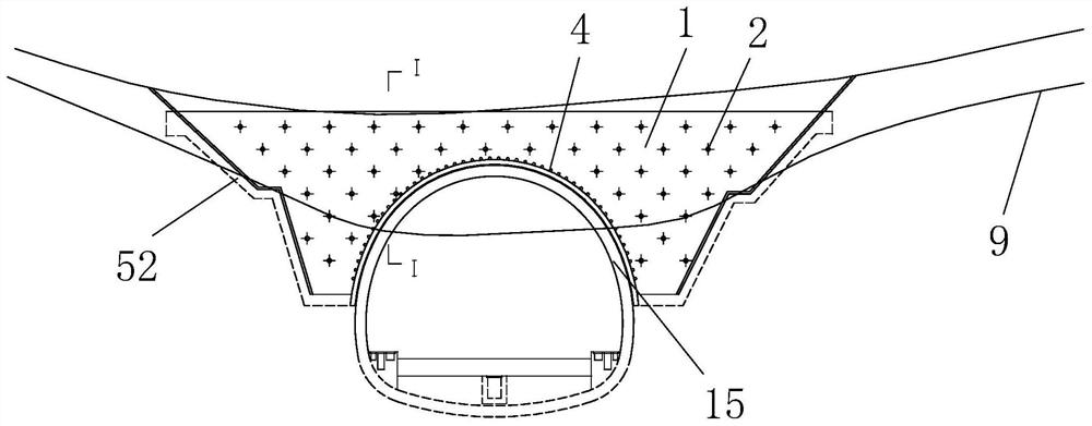 A tunnel entry method based on end-wall guide wall structure