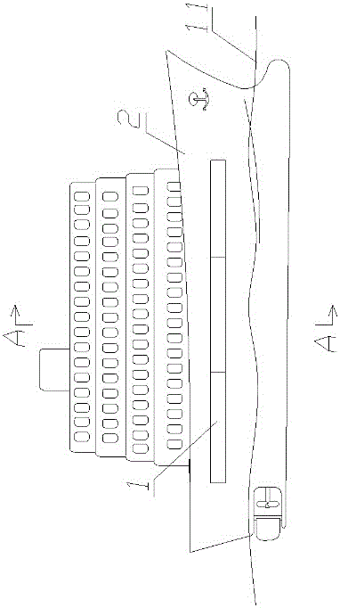 Ship with automatic side turn-preventing function