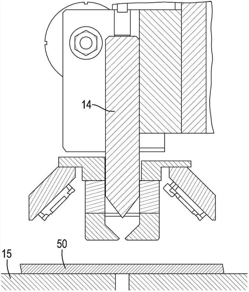 Automatic height measuring device of splitting machine and height measuring method thereof