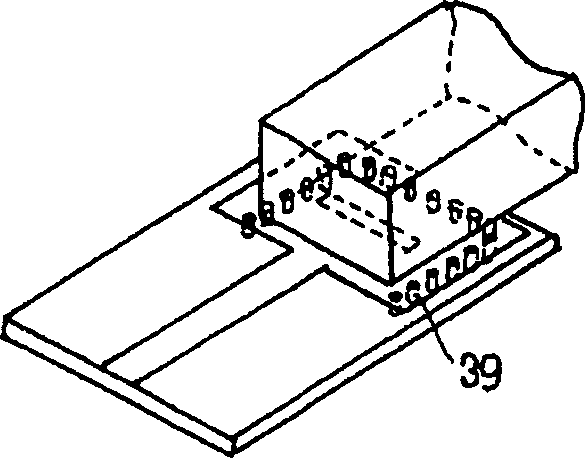 Input and output combined structure for dielectric-filled waveguide resonator