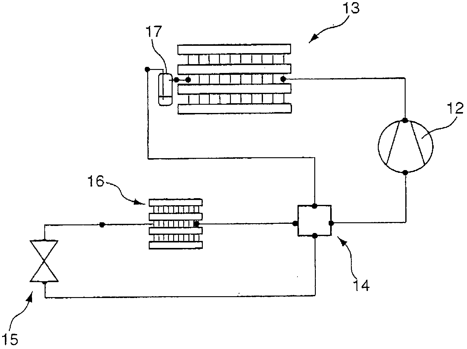 Integration of a delta-p expansion valve for COP-optimal regulation in a high-pressure connection, in particular an internal heat exchanger