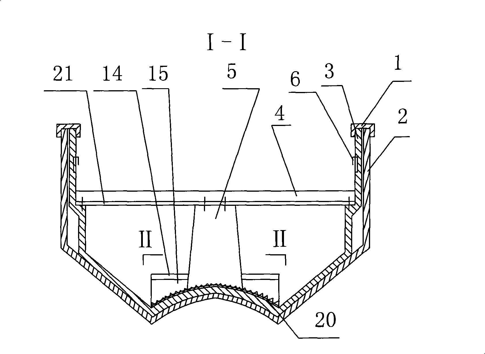 Dragon boat with frusta support type suspension base plate arranged in boat body with integrated inner layer and outer layer