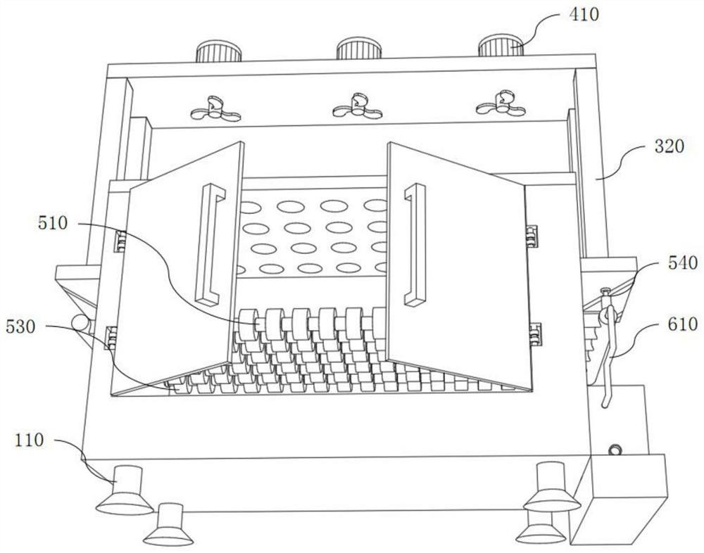 A rapid cooling device for circuit board after soldering