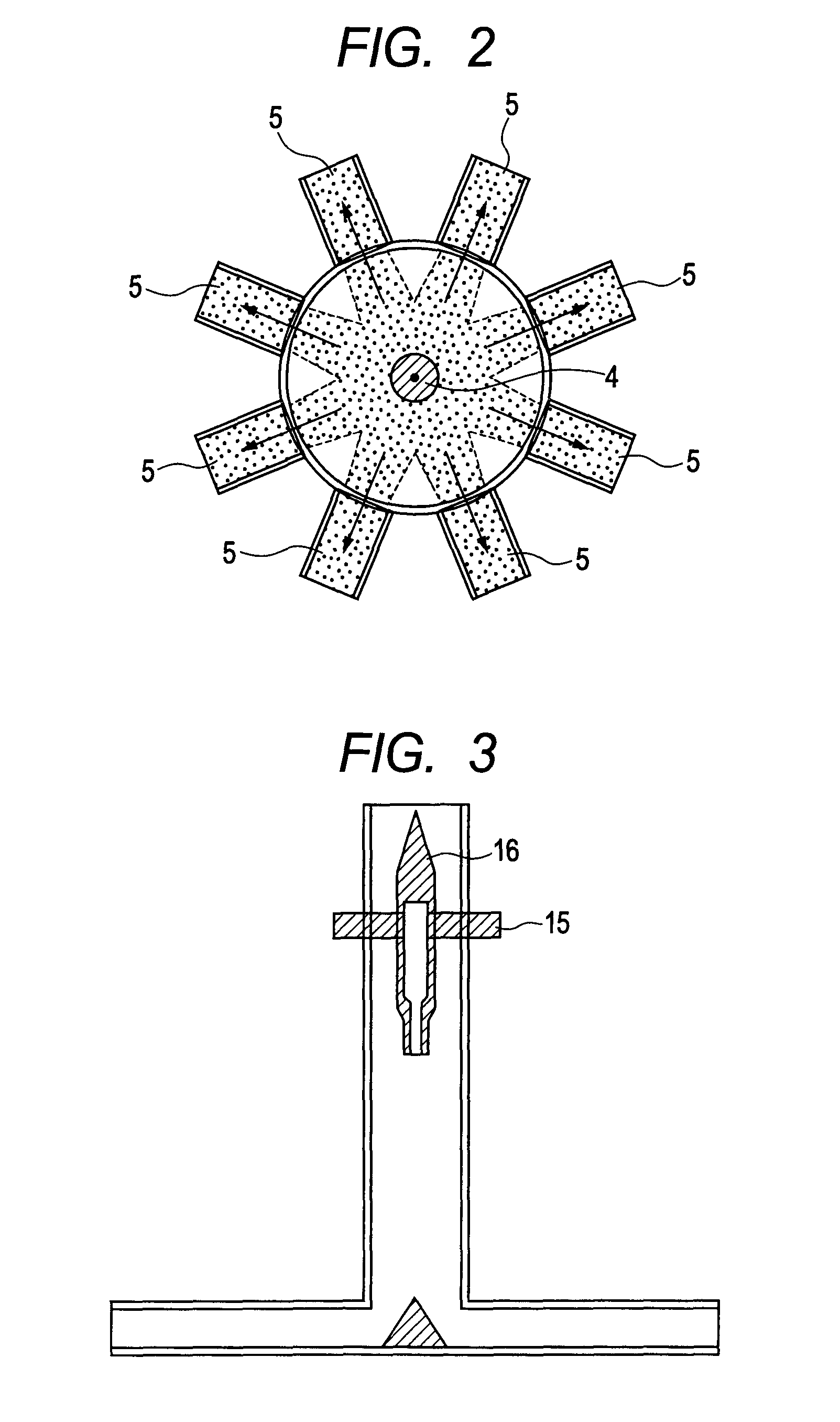 Heat treating apparatus for powder particles and method of producing toner