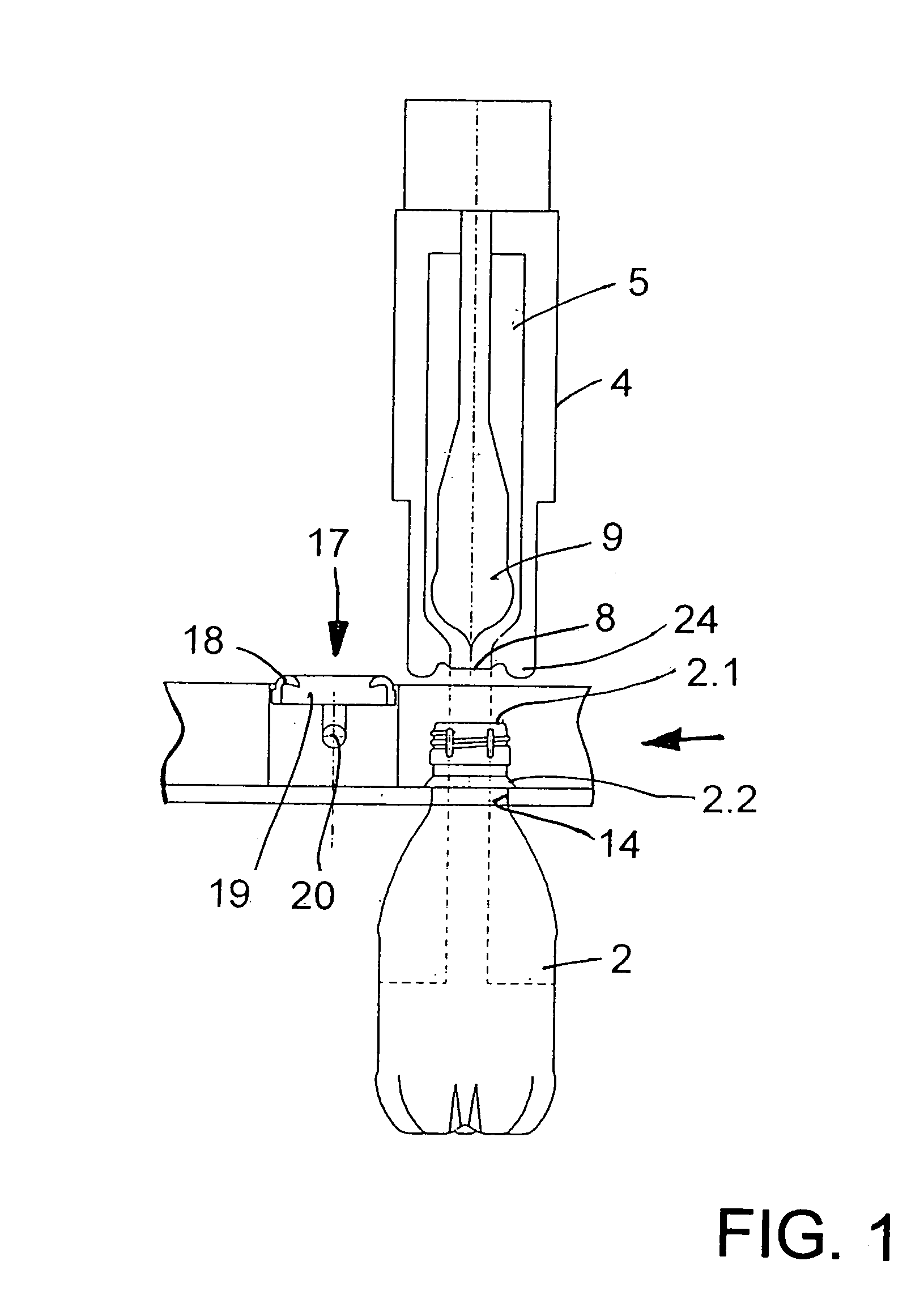 Beverage bottling plant for filling containers, such as bottles and cans, with a liquid beverage, a filling machine for filling containers with a liquid, and a method for filling containers with the filling machine