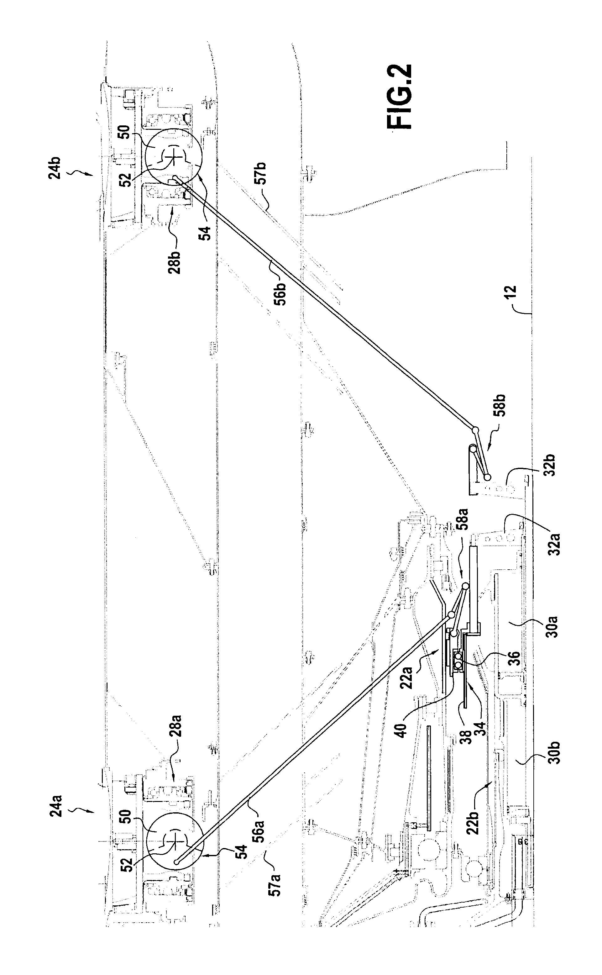 Counterweight-based device for controlling the orientation of fan blades of a turboprop engine