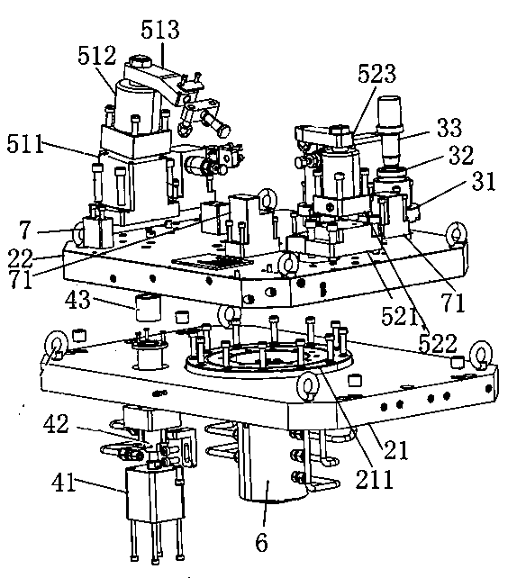 Quasi-five-axis machining centre and machining method thereof