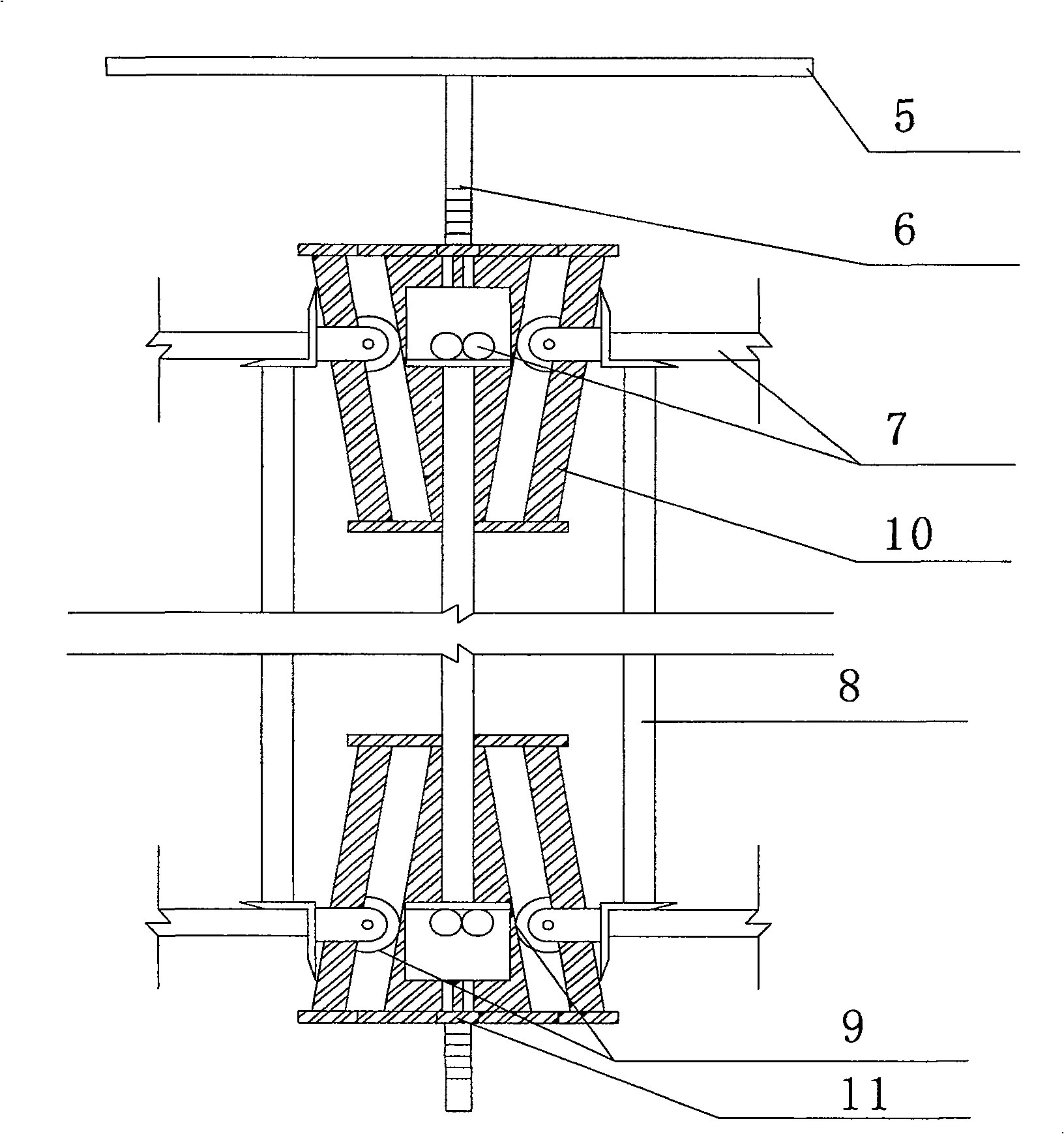 Formworkfor elevator well of high rising building and construction method thereof
