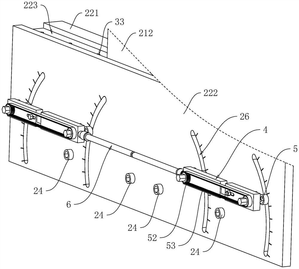 Lamp and tool for adjusting lamp