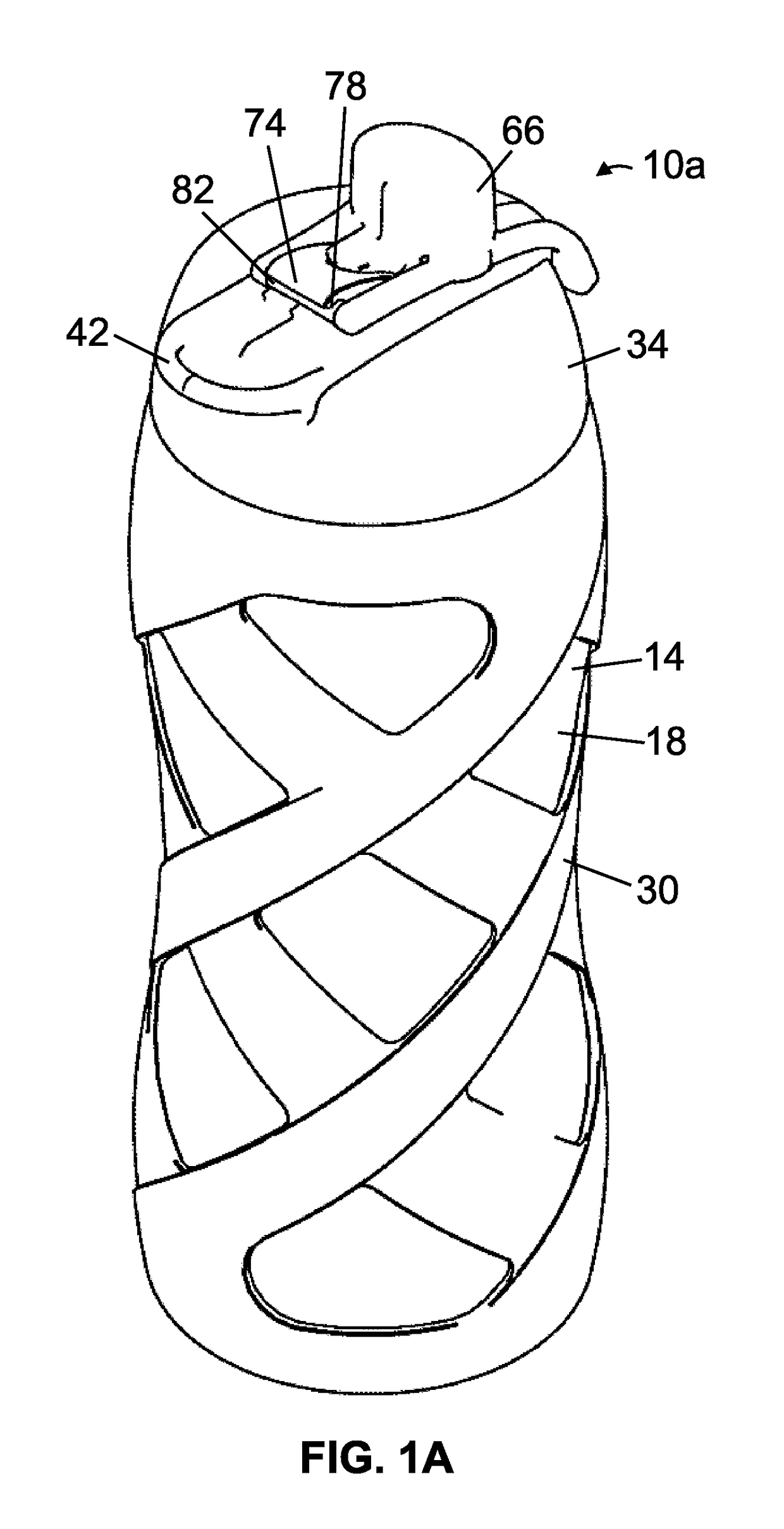 Liquid containers having filters and related methods