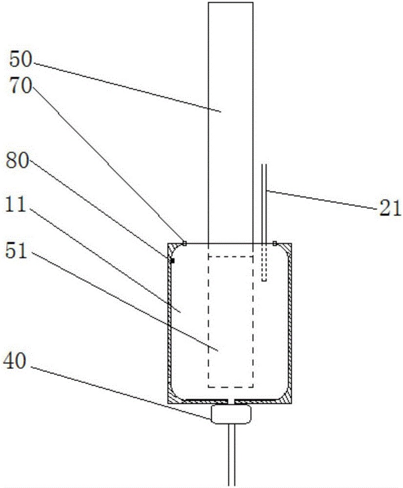 Intelligent cleaning circulating device for multiple cigarette holders