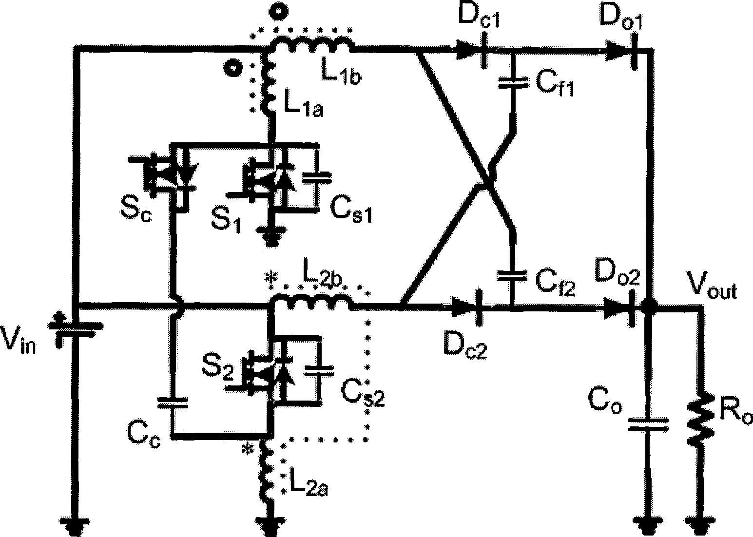 Active clamping stagger parallel connection DC/DC converter having switch capacitor