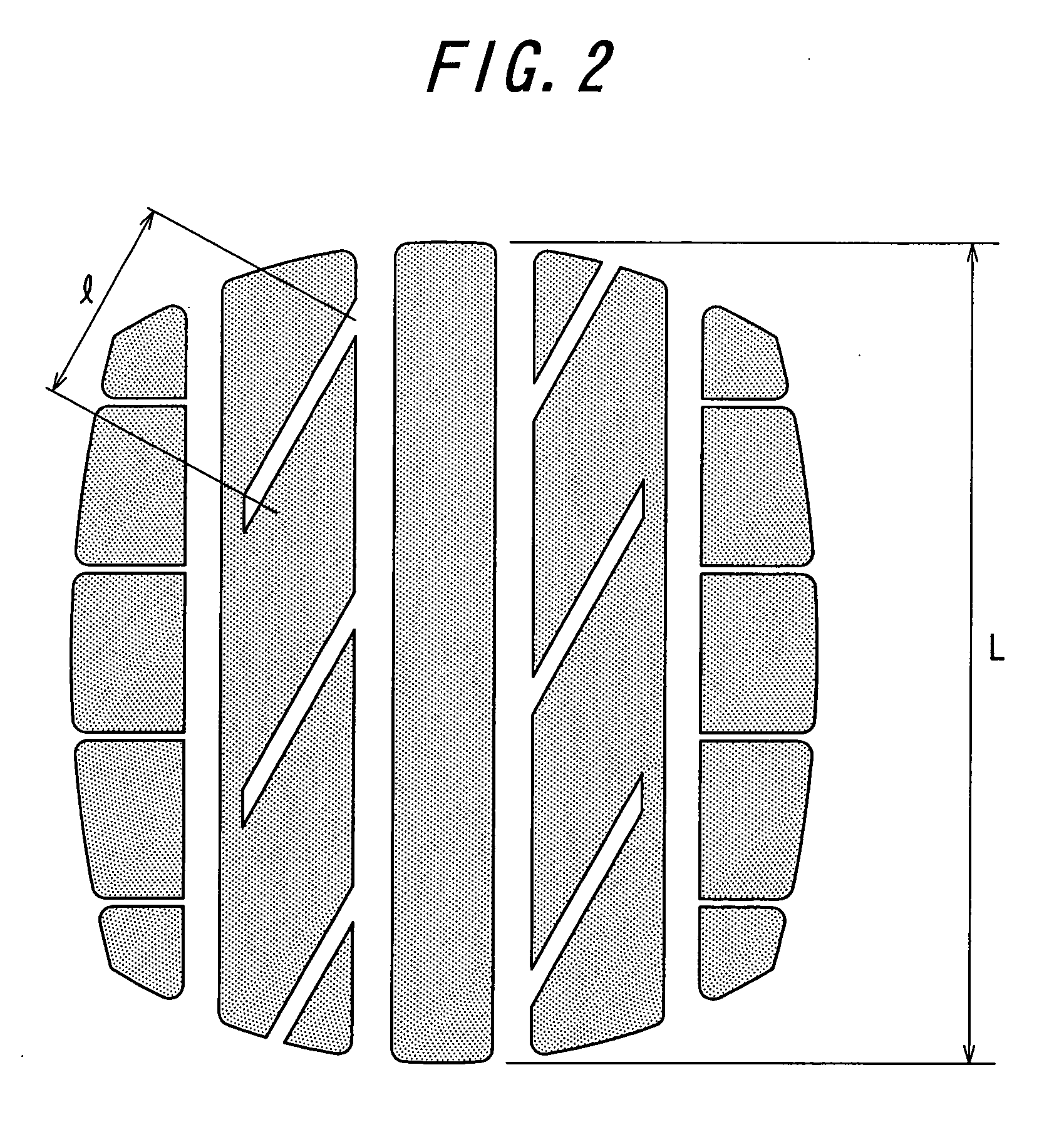 Pneumatic tire and method of designing tread pattern of the tire