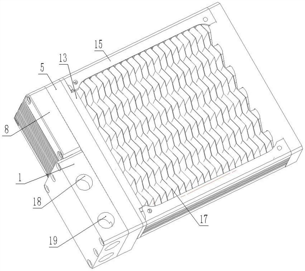 Integrated liquid circulation low-temperature radiator