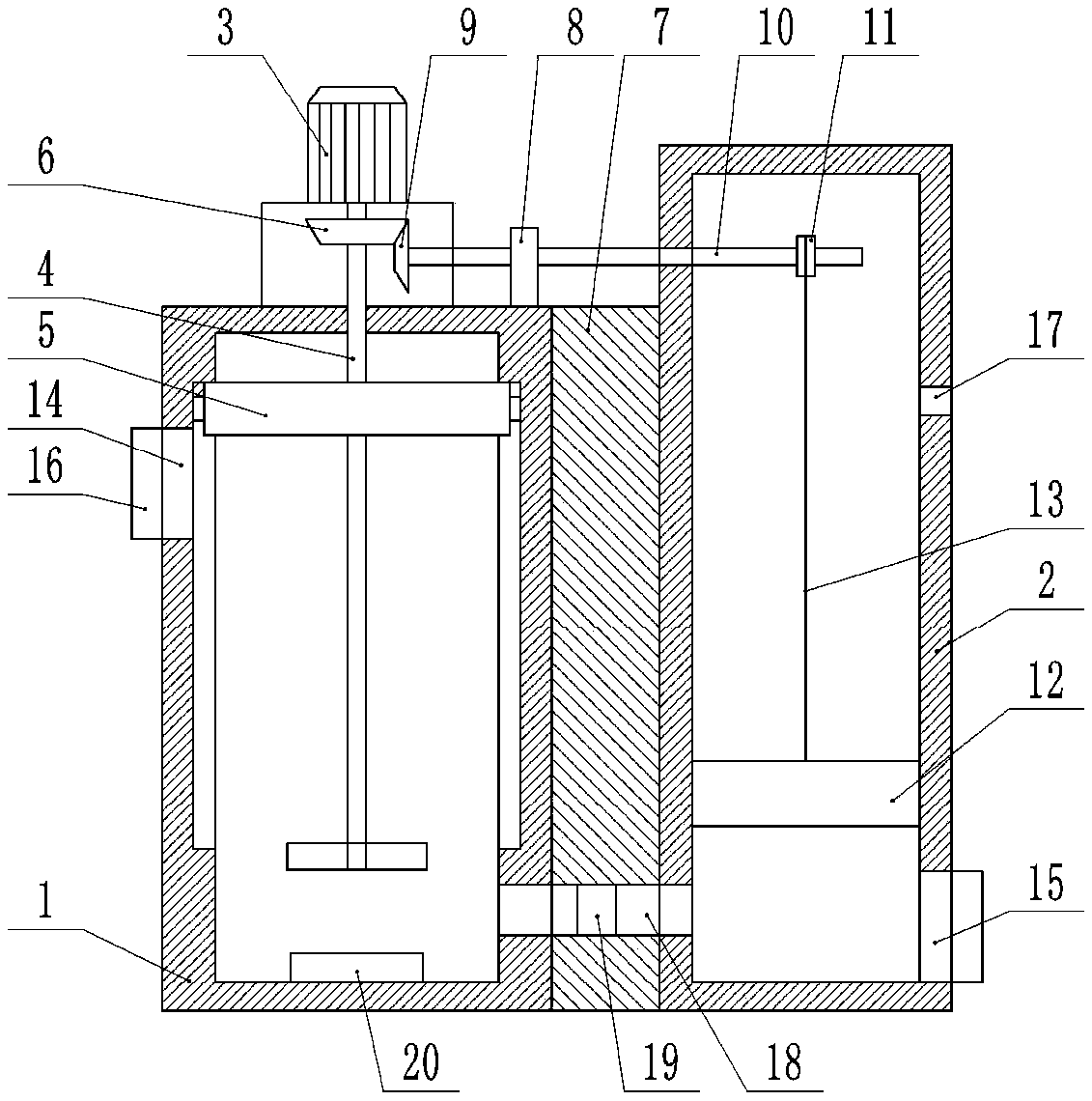 Method for reducing toxicity of antibiotic wastewater through flash evaporation